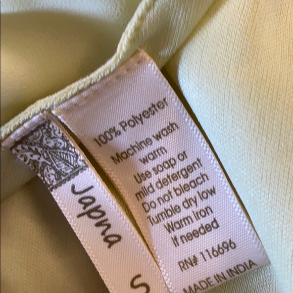 Green flouy top - Picture 3 of 3